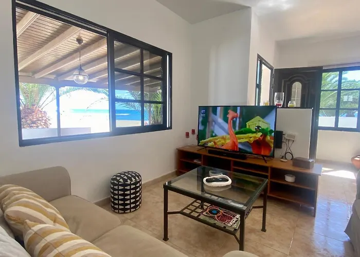 Prázdninový dům Casa Maria Fermina - Mirando Al Mar Playa Honda (Lanzarote)